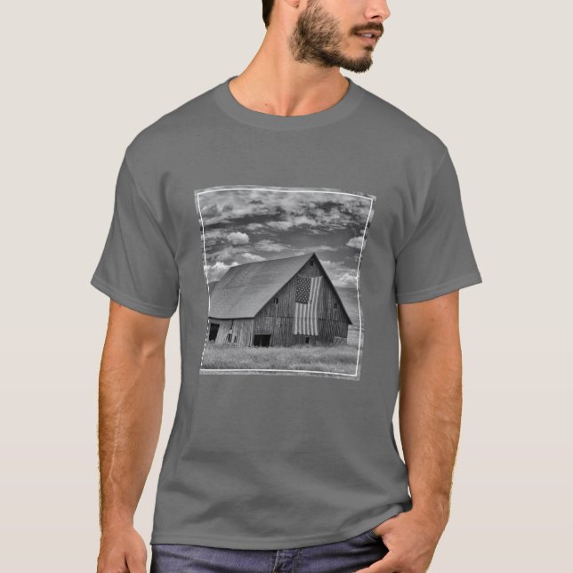 Jordbruk | BW American Flagga Barn Scene T Shirt (Framsida)