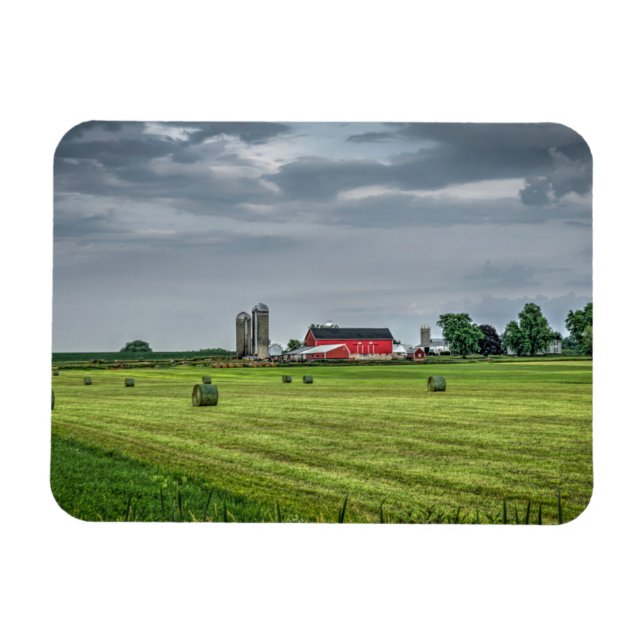 Jordbruk | Red Barn & Silo i Vår Magnet (Horisontell)