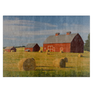 Jordbruk Red Barns nära Hay Balans