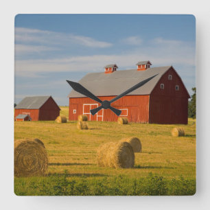 Jordbruk   Red Barns nära Hay Balans Fyrkantig Klocka