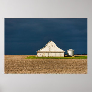 Jordbruk   White Barn & Silo Poster