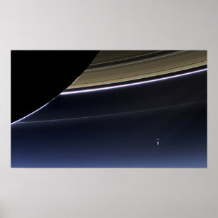 Jorden från Saturnus Poster
