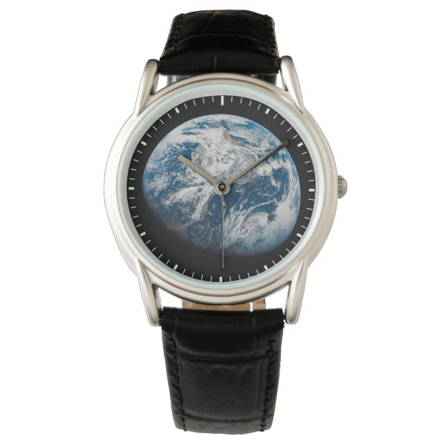 Jorden togs från Aollo 8-rymdfarkosten. Armbandsur (Framsida)