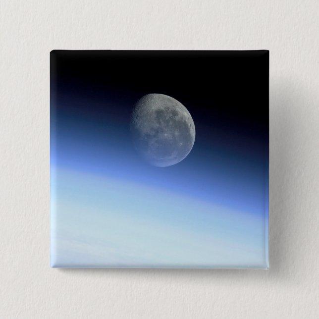 Jordens armar knapp (Framsida)