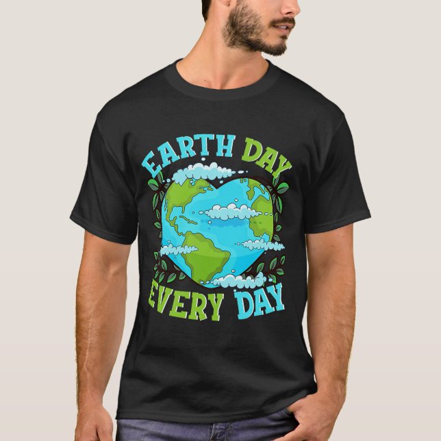 Jordens dag varje dag hjärtformad värld t shirt (Framsida)