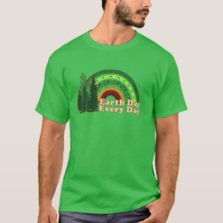 Jordens dag Varje dag Regnbåge Tall Träd Design T Shirt