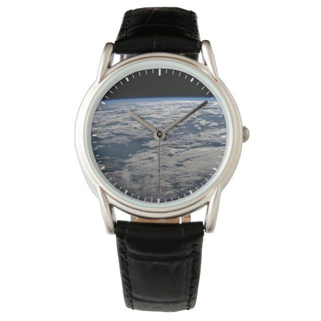 Jordens limb ovanför en grumlig Western Australien Armbandsur (Framsida)