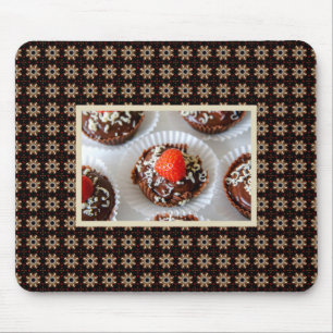 Jordgubb- och mörk chokladmousse efterrätt musmatta