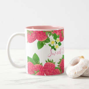 Jordgubbar med blommor Två-Tonad mugg