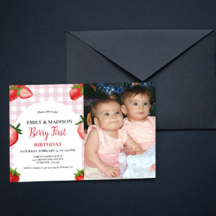 Jordgubbe Berry Girl First Birthday Berry Sweet Inbjudningar