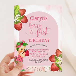 Jordgubbe Berry Sweet First Birthday Blonde Girl Inbjudningar