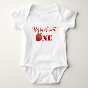Jordgubbe Berry Sweet First Birthday ONE T Shirt