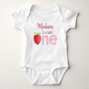Jordgubbe Berry Sweet First Birthday T Shirt
