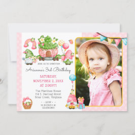 Jordgubbe Gnome Garden Girl's Birthday Photo Inbjudningar
