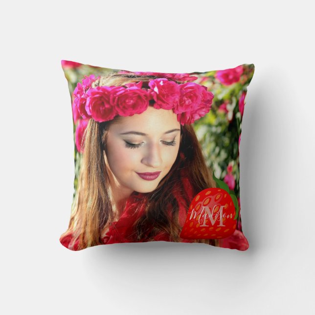 Jordgubbens kraftkälla Monogram första Namn-halvan Kudde (Framsida)