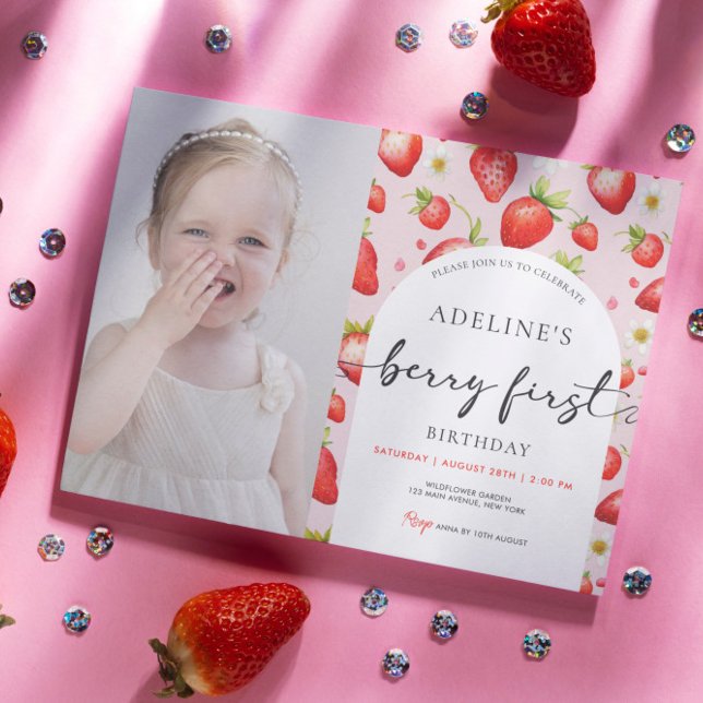Jordgubbsberry, första cute, första födelsedag Fot Inbjudningar (Strawberry 1st Birthday Invitations Berry first birthday template digital or printed)