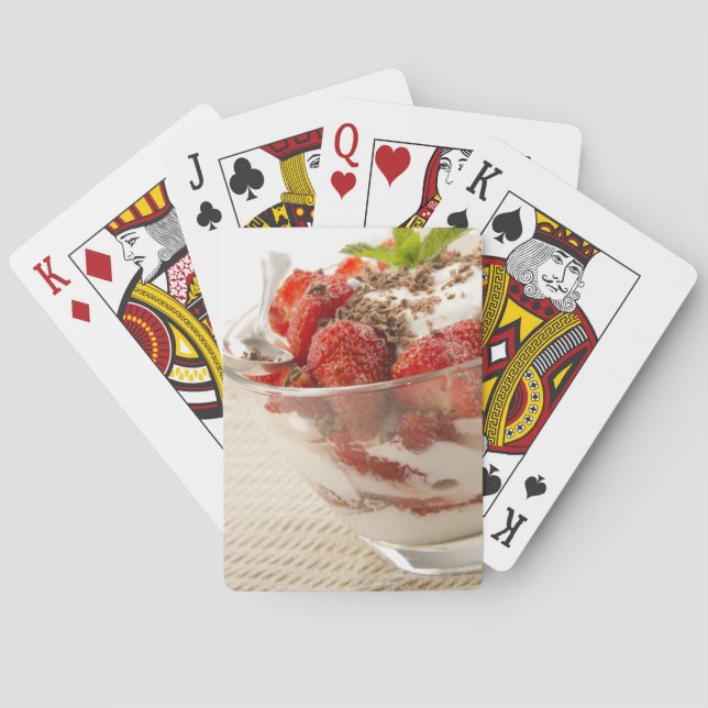 Jordgubbsdesert med färsk yoghurt spel kort (Baksidan)