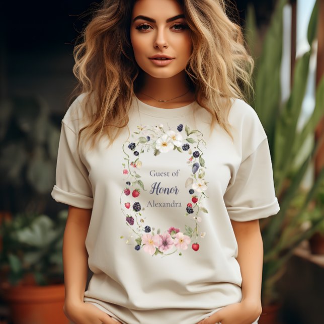 Jordgubbsgäst första födelsedag t shirt (Skapare uppladdad)