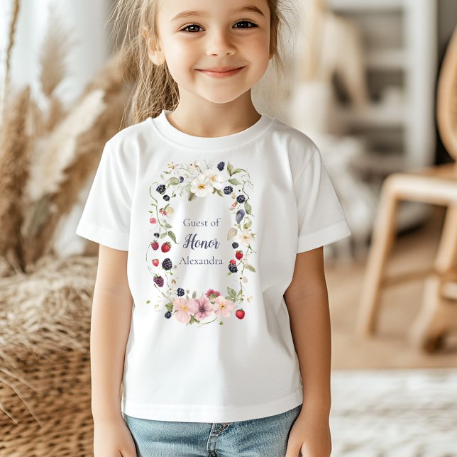 Jordgubbsgäst första födelsedag t shirt (Skapare uppladdad)