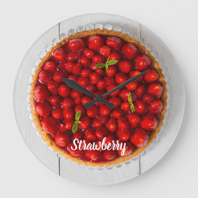 Jordgubbskaka med mynta på vitt trä stor klocka (Framsida)