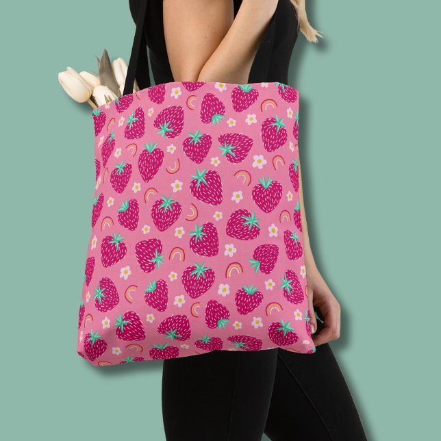 Jordgubbsregnbåge tusenskönamönster tygkasse (Pink strawberry daisy tote bag)