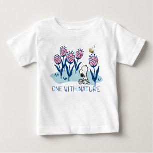Jordnötter Blomsterträdgård av sofiapi och träva T Shirt