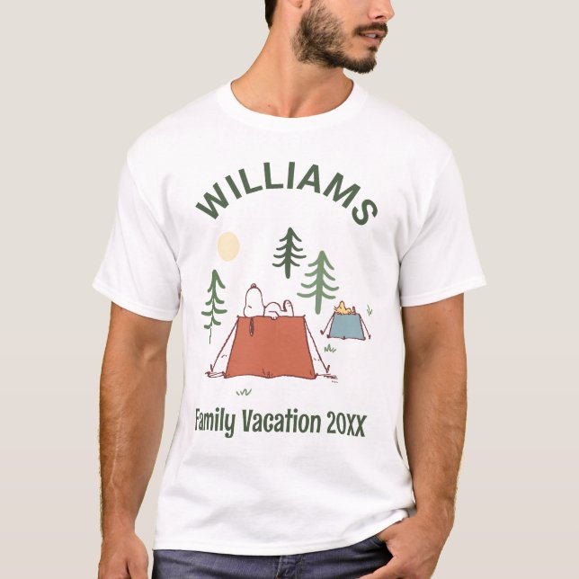 Jordnötter | Camping Family Vacacation T Shirt (Framsida)