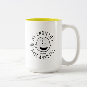 Jordnötter Charlie Brown Nervous sedan 1950 Två-Tonad Mugg