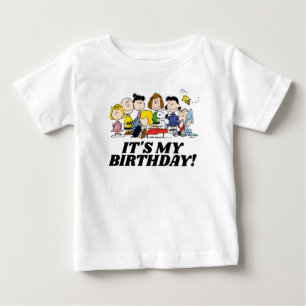 Jordnötter Charlie Brown och Gang Det är min föd T Shirt