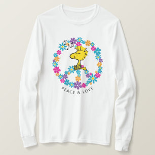 Jordnötter   Fredstecken av trävaror T Shirt