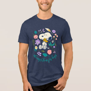 Jordnötter i Bloom   Snoopy & Woodstock Flower Hug T Shirt