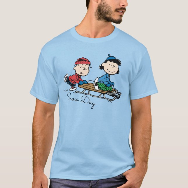 Jordnötter | Linus & Lucy Sled Riding T Shirt (Framsida)