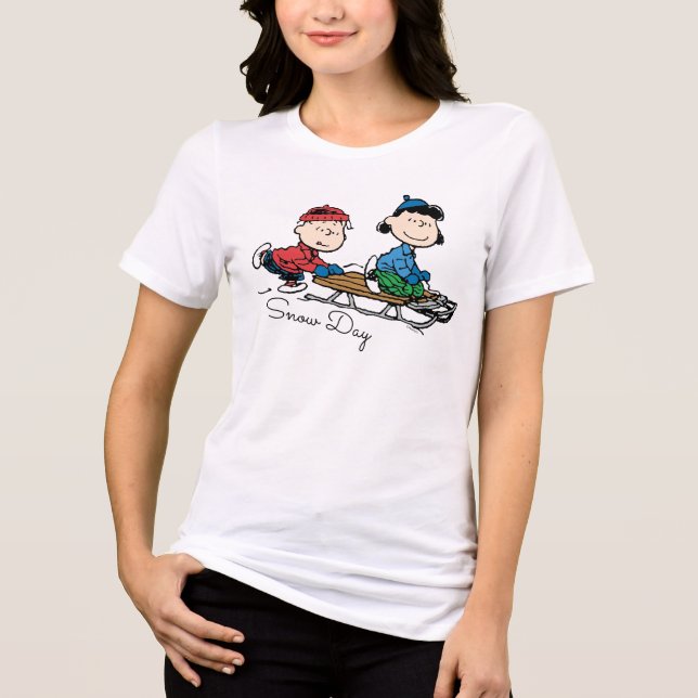 Jordnötter | Linus & Lucy Sled Riding T Shirt (Framsida)
