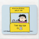Jordnötter | Lucy & Doktor är i Musmatta<br><div class="desc">Lucy är den galbby, den bossy och den åsiktsfulla flicka som trakasserar de flesta andra tecknen i tecknaden, särskilt Linus och Charlie Brown. Kolla in den här söta Peanuts-designen med Lucy och hennes rådgivningsställ.</div>