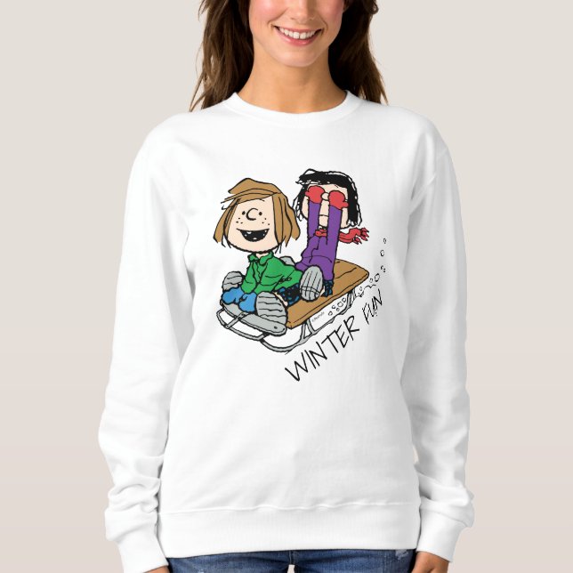 Jordnötter | Peppermynt Patty & Marcie Sled Riding T Shirt (Framsida)