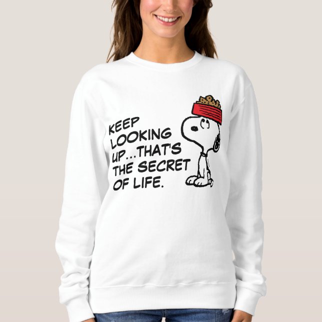 Jordnötter | Snoopy Balanserar hans Hund Dish T Shirt (Framsida)