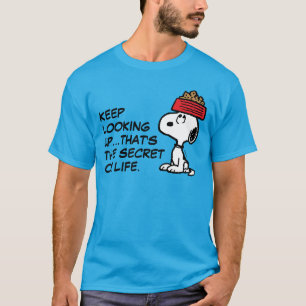 Jordnötter   Snoopy Balanserar hans Hund Dish T Shirt