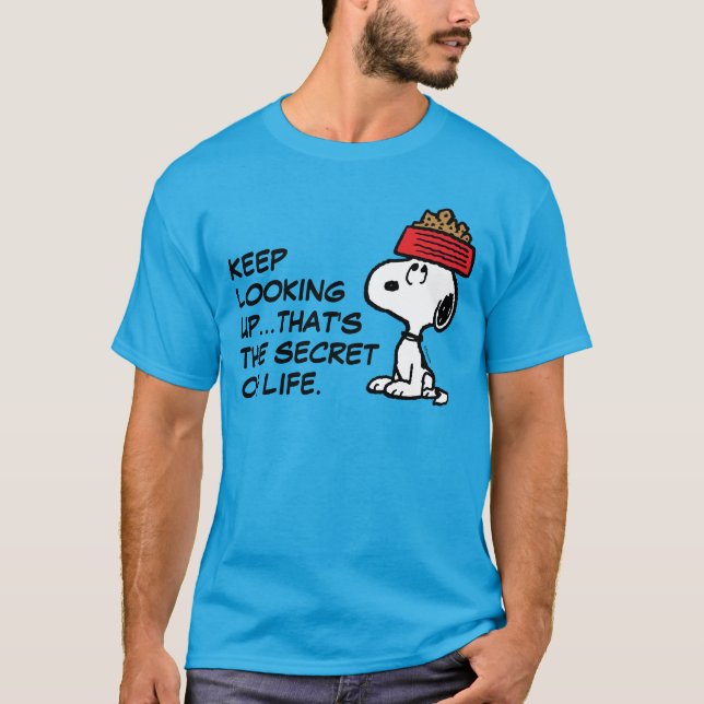 Jordnötter | Snoopy Balanserar hans Hund Dish T Shirt (Framsida)