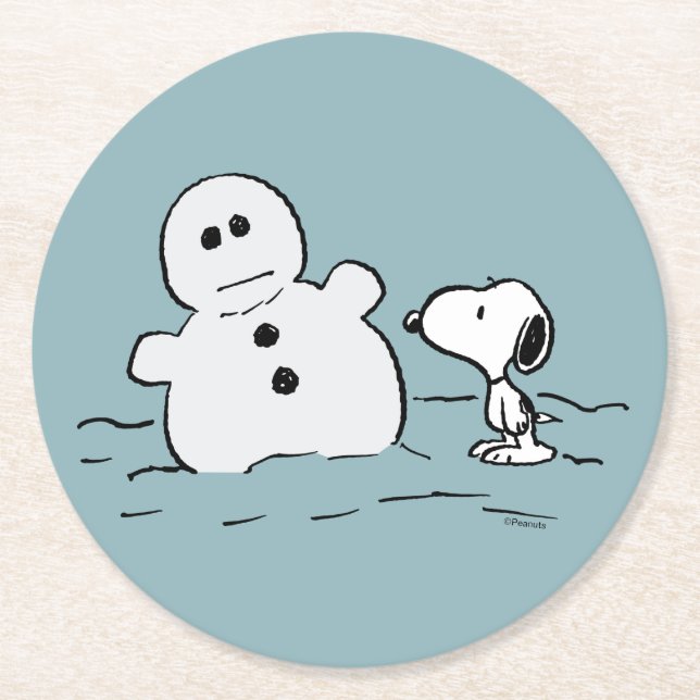 Jordnötter | Snoopy Bygger A Snögubbe Underlägg Papper Rund (Framsidan)
