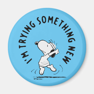 Jordnötter   Snoopy försöker med något nytt Magnet