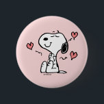 Jordnötter | Snoopy Hearts Knapp<br><div class="desc">Kolla in den här roligtens jordnötsdesign med Snoopy.</div>
