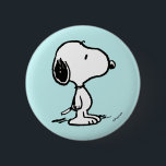 Jordnötter | Snoopy Knapp<br><div class="desc">Snoopy är Charlie Browns älskvärda beagle i tecknaden Peanuts av Charles M. Schulz. Kolla in den här söta Peanuts-designen med den här älskvärda hund.</div>