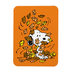 Jordnötter Snoopy Pile of Löv Magnet