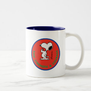 Jordnötter Snoopy Raw Strength & Courage Badge Två-Tonad Mugg