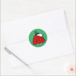 Jordnötter | Snoopy Red Puffer Jacka Runt Klistermärke<br><div class="desc">Kolla in den här roligten med jordnötsdesign med Snoopy i sin röda puffa vintertid jacka.</div>