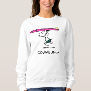 Jordnötter   Snoopy som körs till Surfan T Shirt