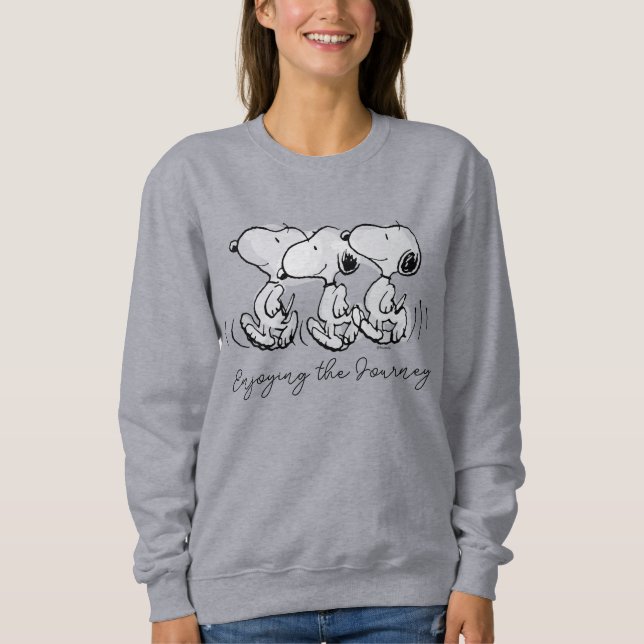 Jordnötter | Snoopy Walking Tall T Shirt (Framsida)