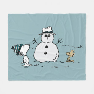 Jordnötter Snoopy & Woodstock Bygger A Snögubbe Fleecefilt