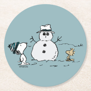 Jordnötter   Snoopy & Woodstock Bygger A Snögubbe Underlägg Papper Rund