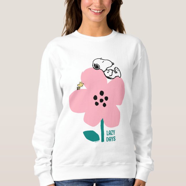 Jordnötter | Snoopy & Woodstock Nap på Rosa Flower T Shirt (Framsida)